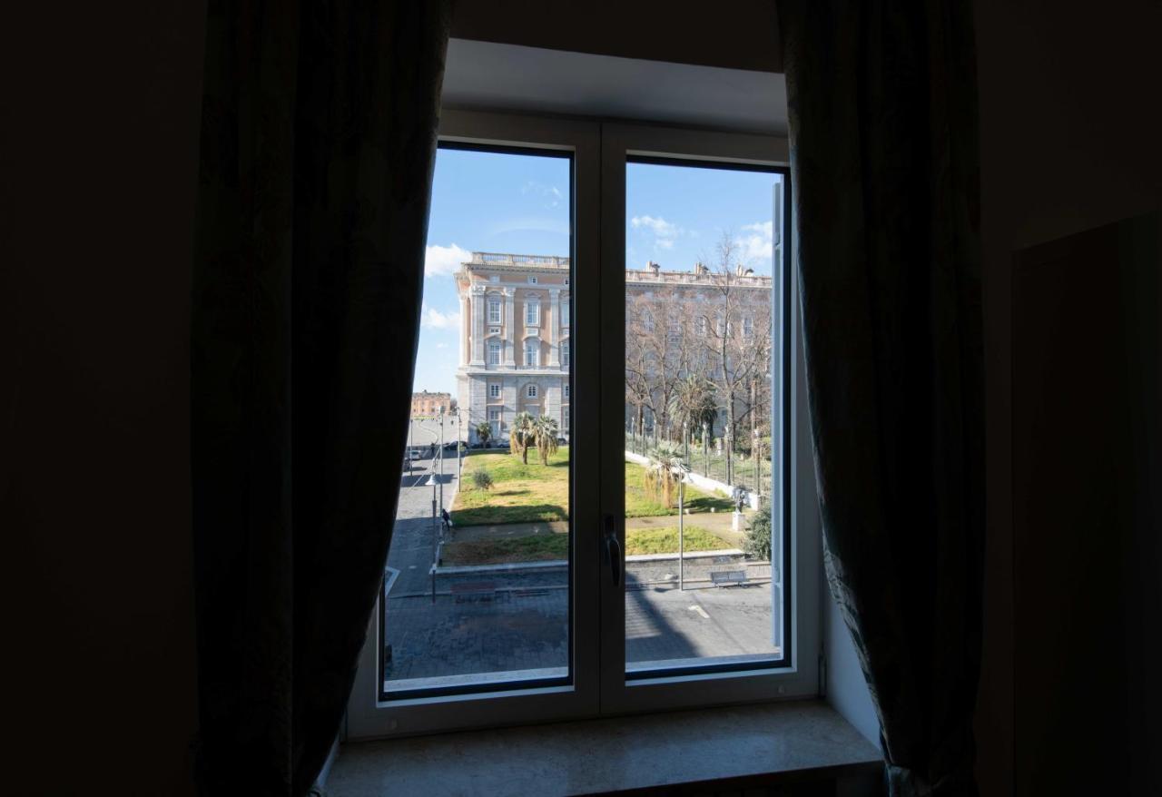 L'Insolita Reggia Caserta Dış mekan fotoğraf